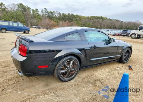 2007 Ford Mustang Gt z USA, uszkodzony, nr VIN 1ZVHT82H575296719